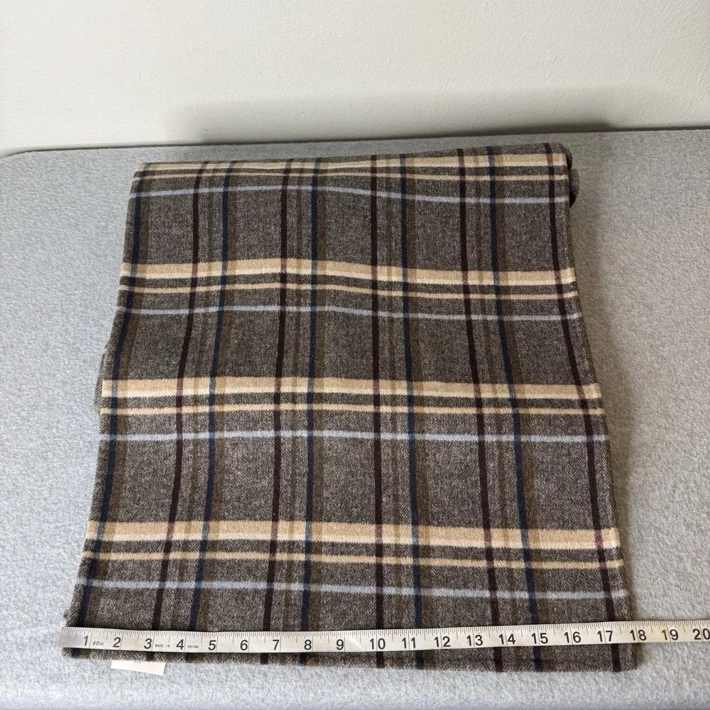 New Banana Republic Plaid Double Faced Scarf Polyester Wool Grey Glen‎ Plaid